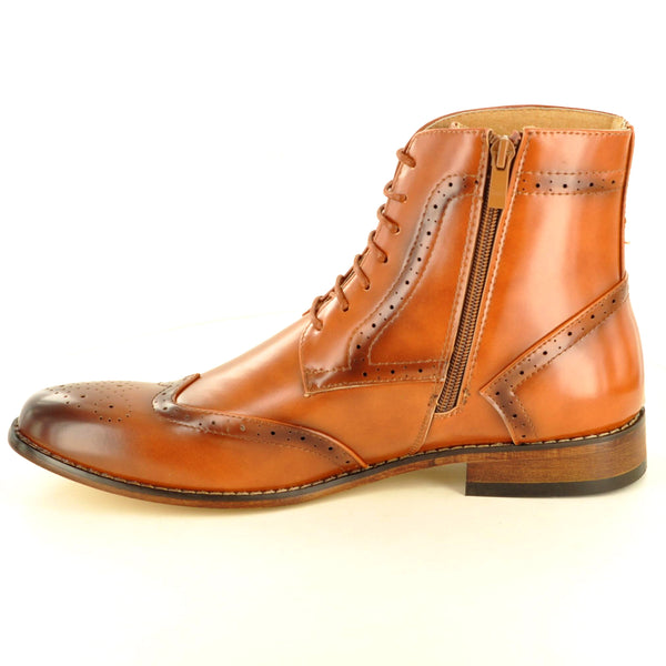 CHELSEA ANKLE BROGUE BOOTS IN TAN