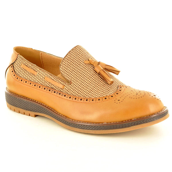 TWO-TONE TASSEL BROGUE LOAFERS IN BROWN